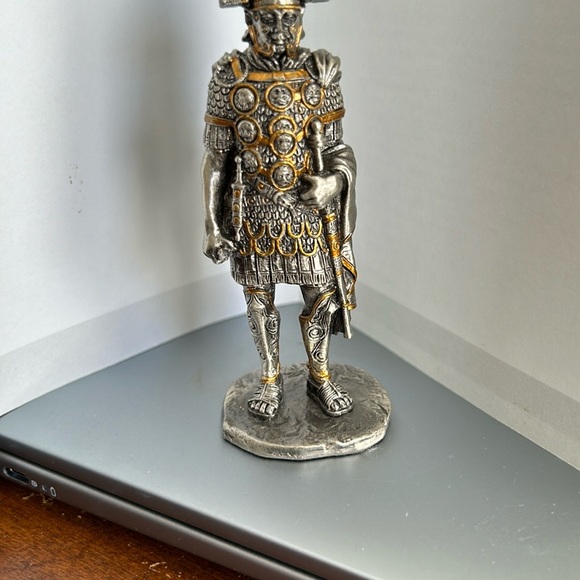 Medieval Knight and Roman Soldier Figurine Set - Veronese 4" - Picture 9 of 14